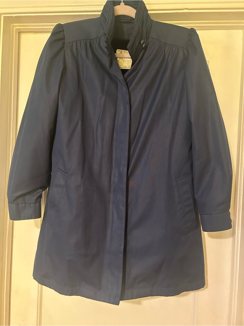 Vintage 70s 80s London Fog Maincoat/Raincoat with removable zip in fur liner